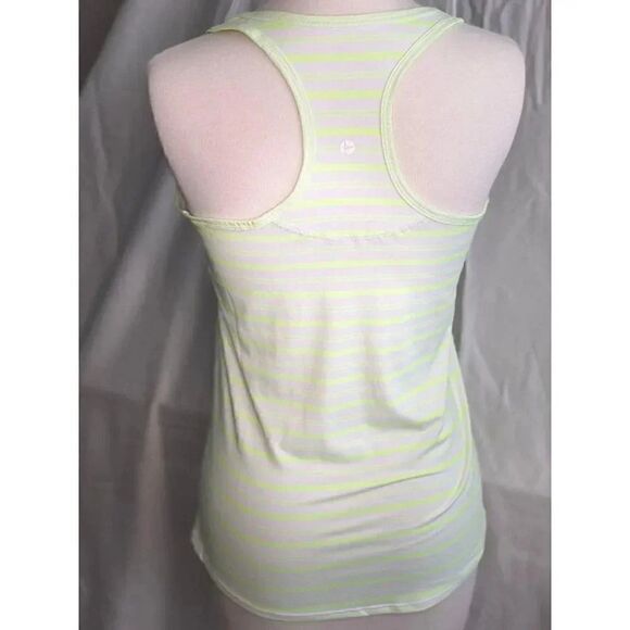 90 degree by reflex tank top - Picture 2 of 4